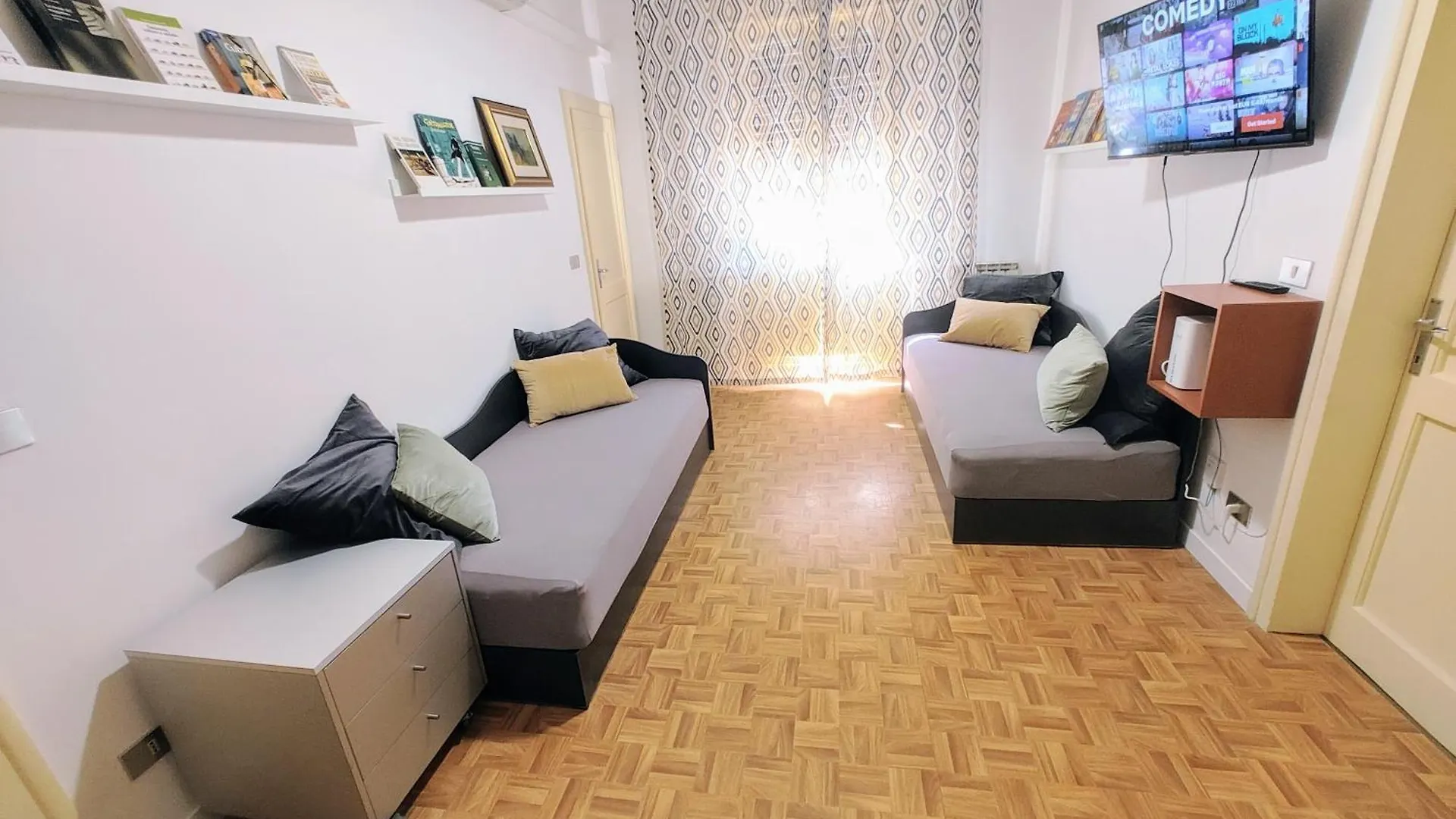 Home 4 You - Mestre Railway 0*,  Italy